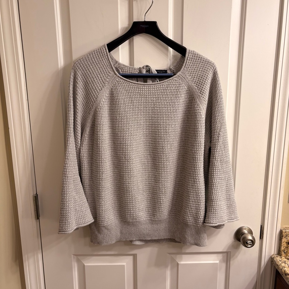 Ann Taylor Factory Light Gray Tie Neck Waffle Women's Sweater L